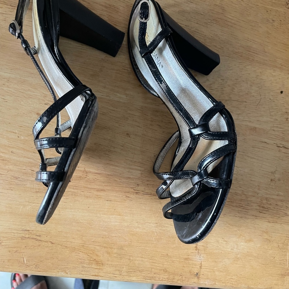 💎⭐️💎AUTHENTIC 💎Dolce & Gabbana Strappy Heels - Picture 7 of 8